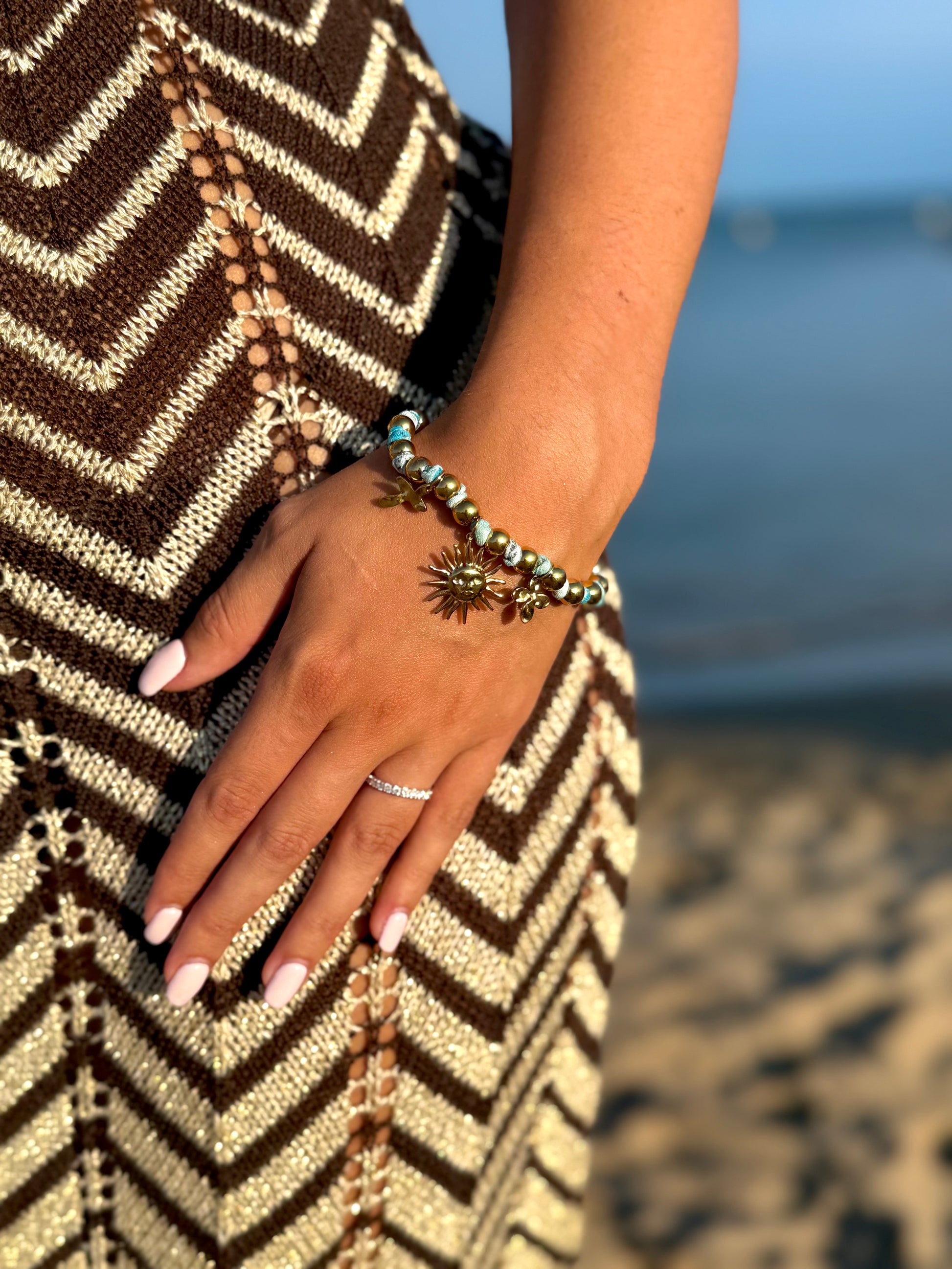 🌞 Bracelet Soleil Turquoise & Perles Éclatantes
